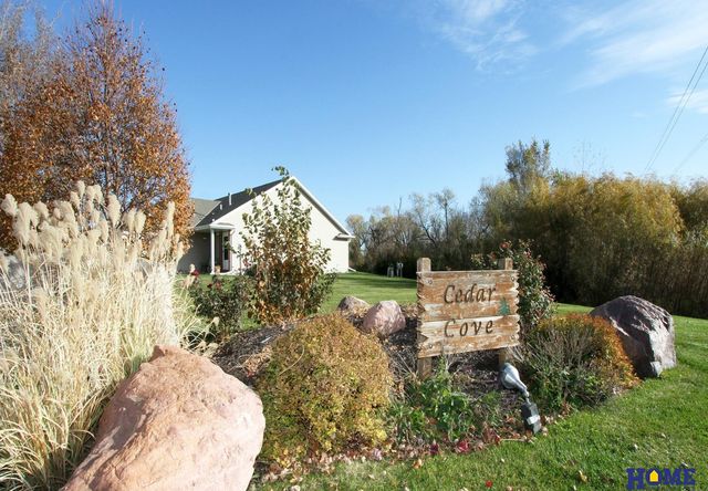 2356 Cedar Cove Road, Lincoln, NE 68507