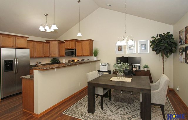 2356 Cedar Cove Road, Lincoln, NE 68507