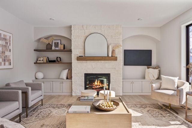 3916 McMenemy Street, Vadnais Heights, MN 55127