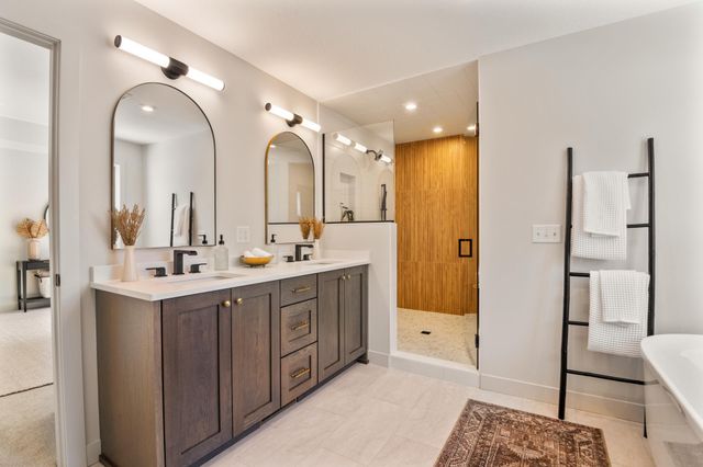 3916 McMenemy Street, Vadnais Heights, MN 55127