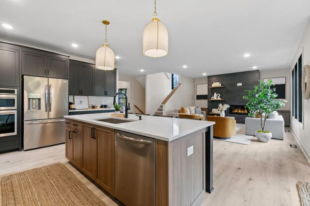 3916 McMenemy Street, Vadnais Heights, MN 55127