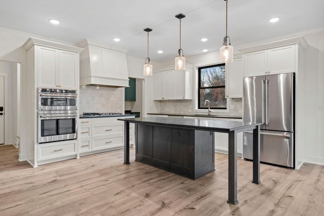 3916 McMenemy Street, Vadnais Heights, MN 55127