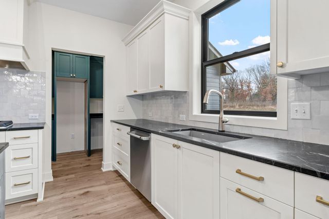 3916 McMenemy Street, Vadnais Heights, MN 55127