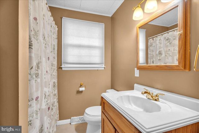 810 ASBURY AVE, National Park, NJ 08063