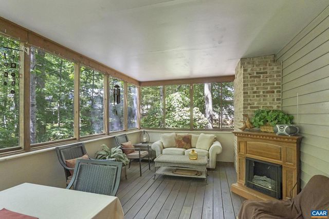 2 WHIPPOORWILL LN, Palmyra, VA 22963