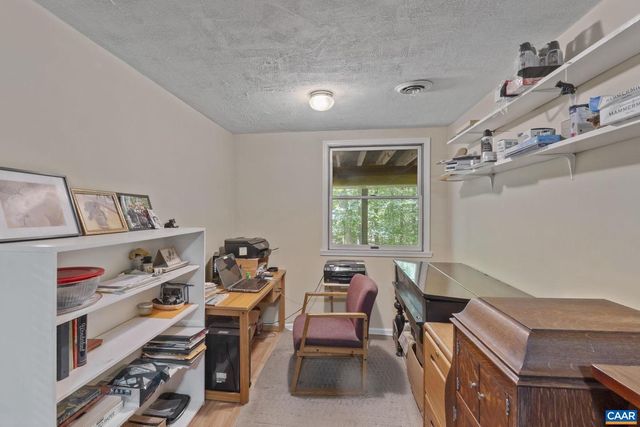 2 WHIPPOORWILL LN, Palmyra, VA 22963