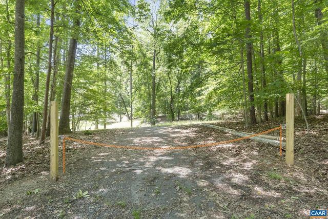 2 WHIPPOORWILL LN, Palmyra, VA 22963