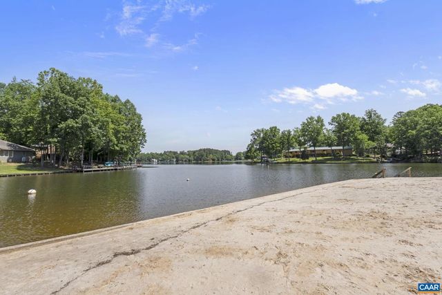 2 WHIPPOORWILL LN, Palmyra, VA 22963