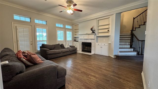 19 Preakness Place Road, Van Alstyne, TX 75495