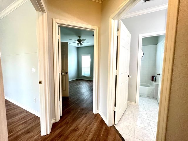 19 Preakness Place Road, Van Alstyne, TX 75495