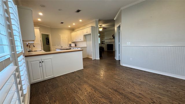 19 Preakness Place Road, Van Alstyne, TX 75495