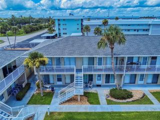 335 N CAUSEWAY E5, New Smyrna Beach, FL 32169