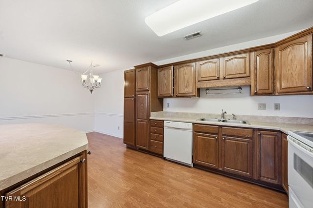 1742 Foxtail Lane, Kingsport, TN 37660