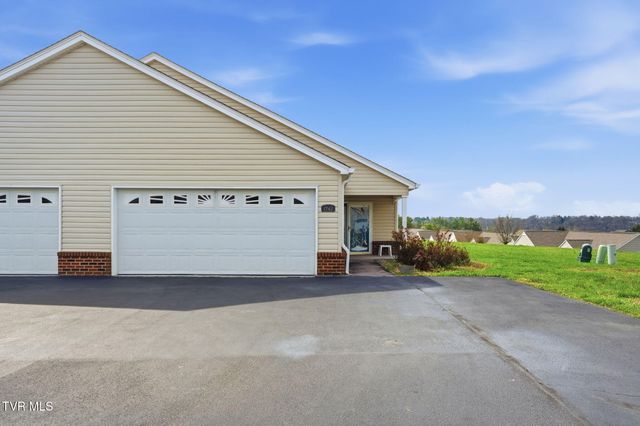 1742 Foxtail Lane, Kingsport, TN 37660