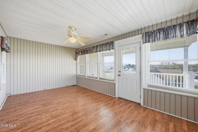 1742 Foxtail Lane, Kingsport, TN 37660