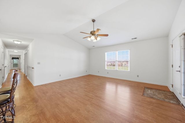 1742 Foxtail Lane, Kingsport, TN 37660