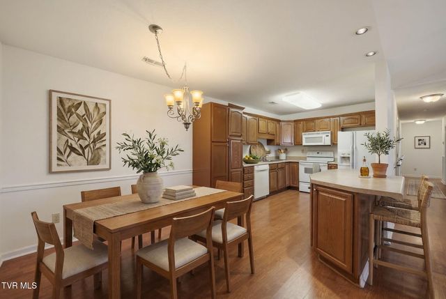 1742 Foxtail Lane, Kingsport, TN 37660