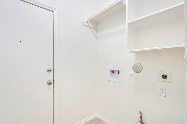 1722 Caldbeck Lane, Fresno, TX 77545