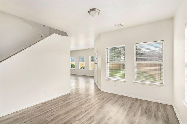 1722 Caldbeck Lane, Fresno, TX 77545