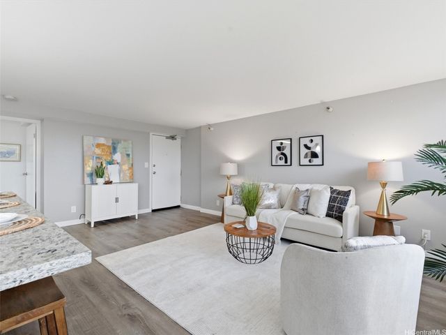 1060 Kamehameha Highway 3203A, Pearl City, HI 96782