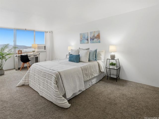 1060 Kamehameha Highway 3203A, Pearl City, HI 96782