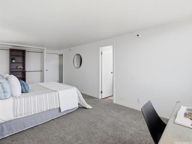 1060 Kamehameha Highway 3203A, Pearl City, HI 96782