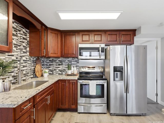 1060 Kamehameha Highway 3203A, Pearl City, HI 96782