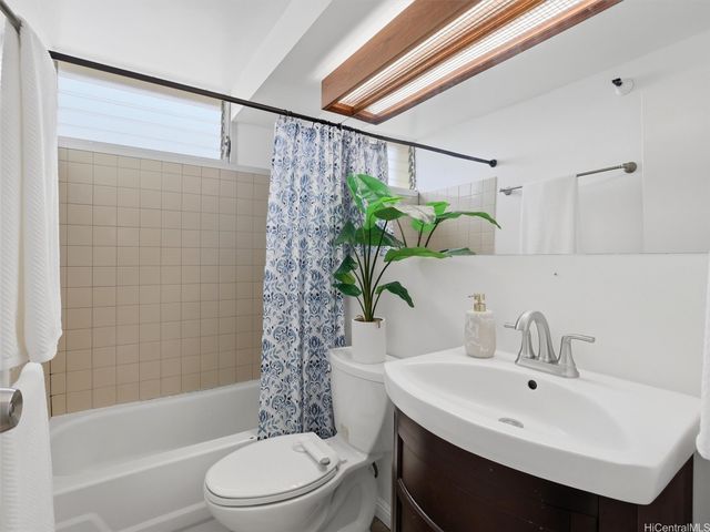 1060 Kamehameha Highway 3203A, Pearl City, HI 96782