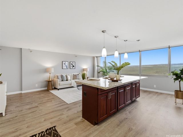 1060 Kamehameha Highway 3203A, Pearl City, HI 96782