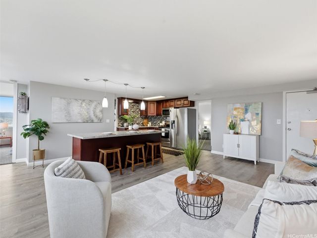 1060 Kamehameha Highway 3203A, Pearl City, HI 96782