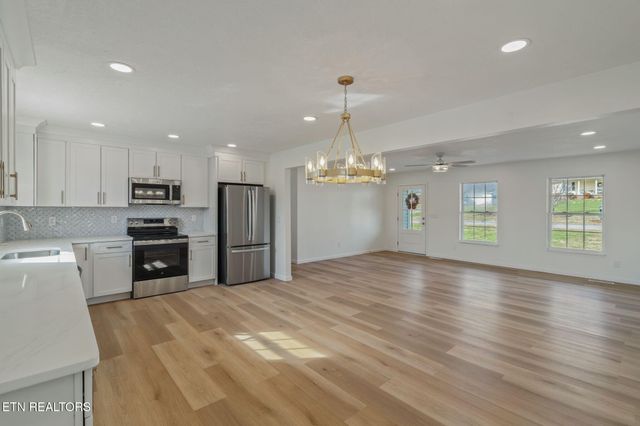 456 Tyler Drive, Dandridge, TN 37725