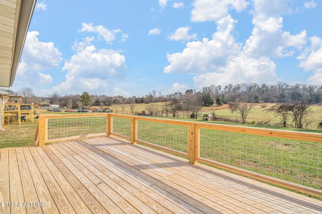 456 Tyler Drive, Dandridge, TN 37725