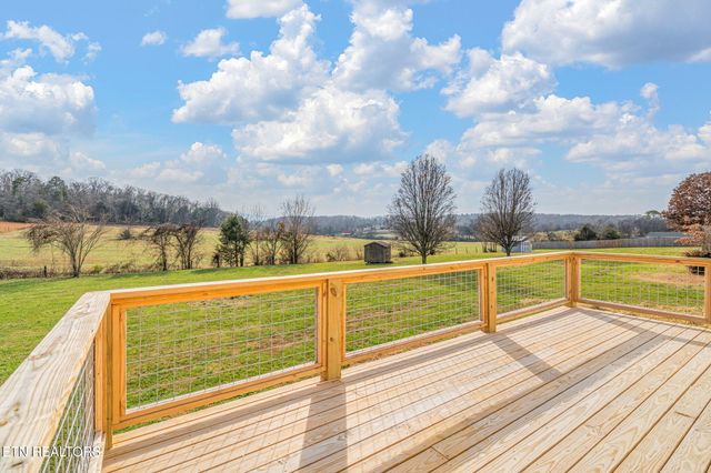 456 Tyler Drive, Dandridge, TN 37725