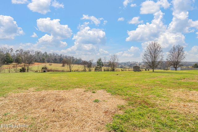 456 Tyler Drive, Dandridge, TN 37725