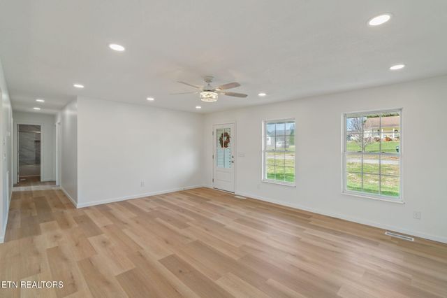 456 Tyler Drive, Dandridge, TN 37725