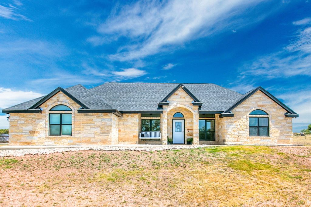 Image 15 of property listing at 9071 W Farm To Market 2335, Christoval, TX 76935