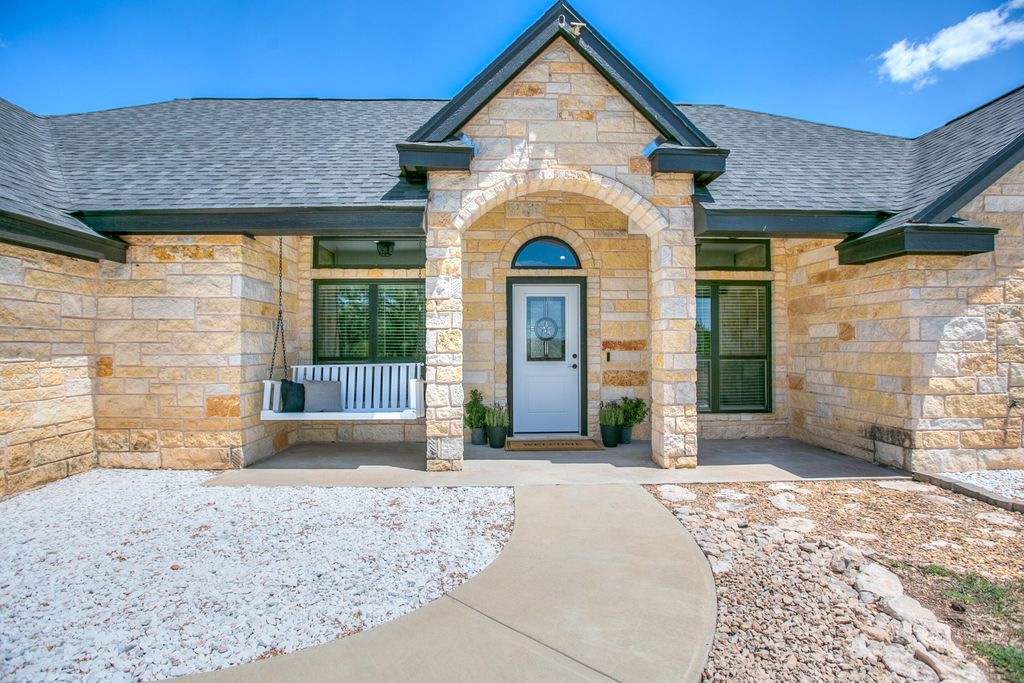 Image 2 of property listing at 9071 W Farm To Market 2335, Christoval, TX 76935