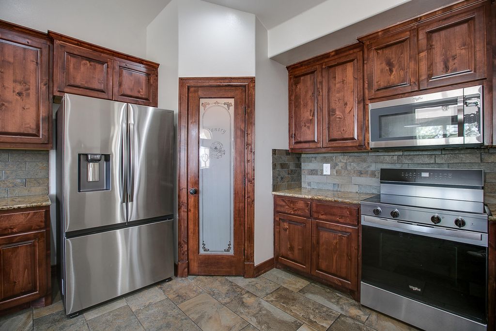 Image 20 of property listing at 9071 W Farm To Market 2335, Christoval, TX 76935