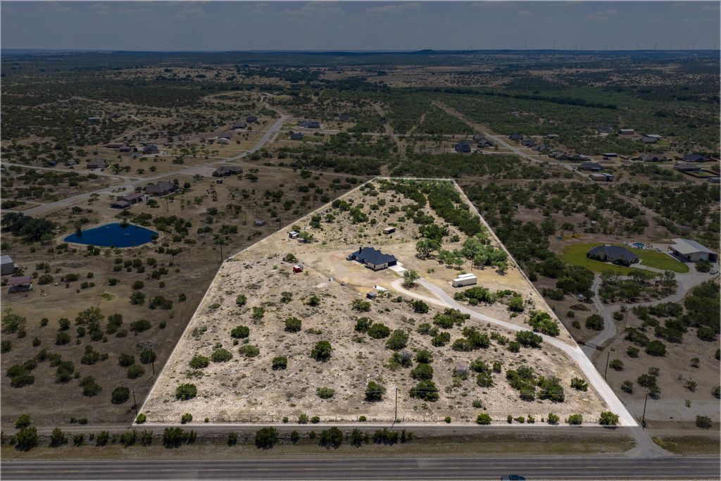 Image 8 of property listing at 9071 W Farm To Market 2335, Christoval, TX 76935