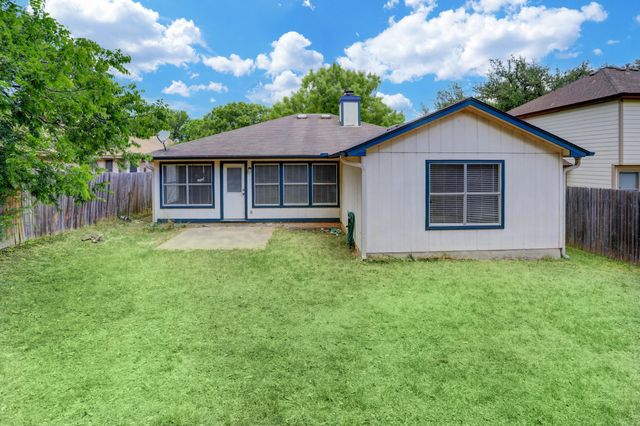 911 Isernia DR, Austin, TX 78748