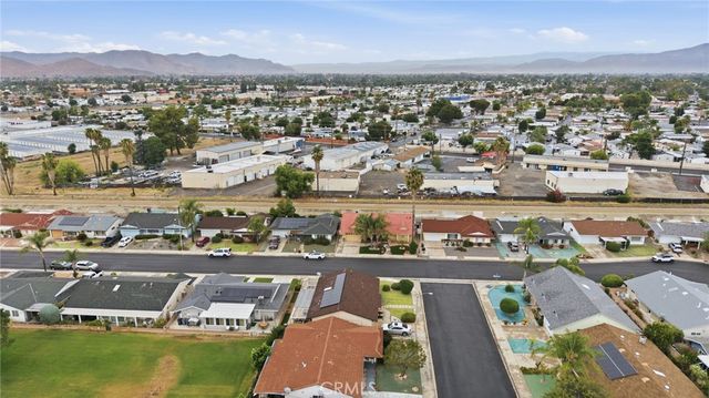 1180 Amberwood, Hemet, CA 92543