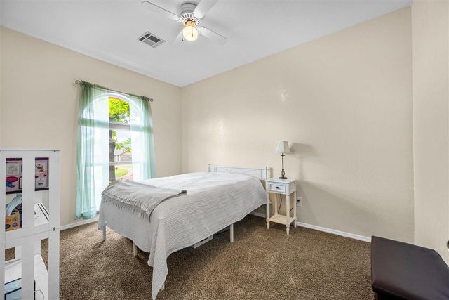 3904 SW Wolf St, Lawton, OK 73505