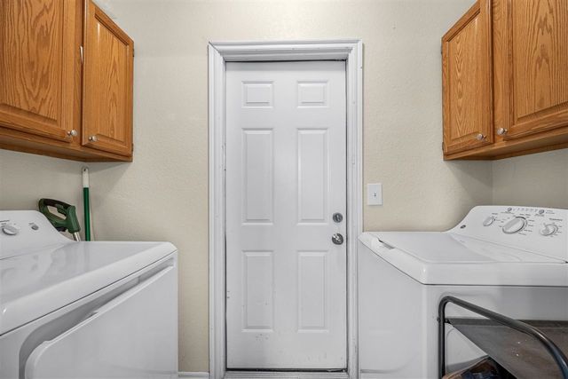 3904 SW Wolf St, Lawton, OK 73505