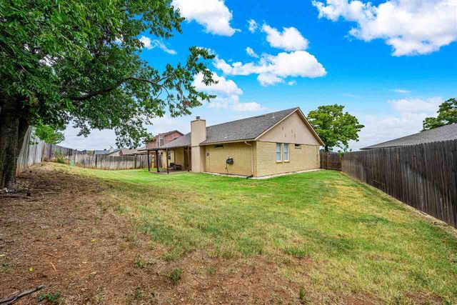 3904 SW Wolf St, Lawton, OK 73505