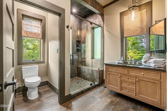 564 Thissa Way, Gatlinburg, TN 37738