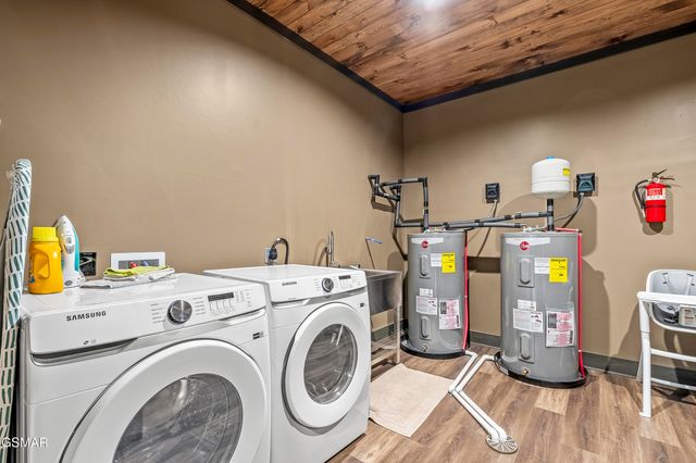 564 Thissa Way, Gatlinburg, TN 37738