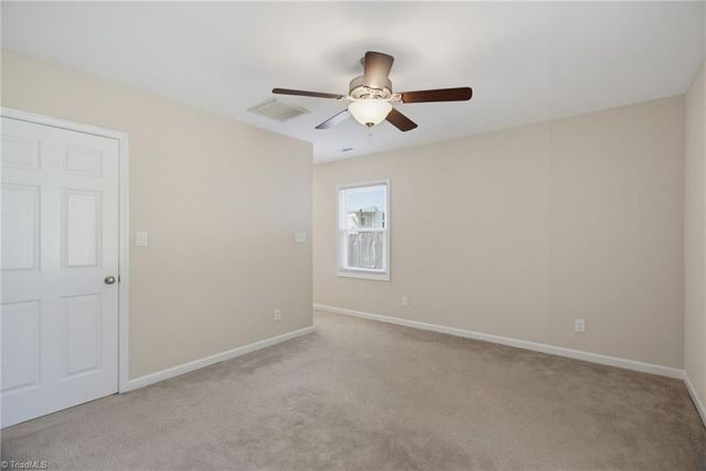 525 Farriss Avenue E, High Point, NC 27262