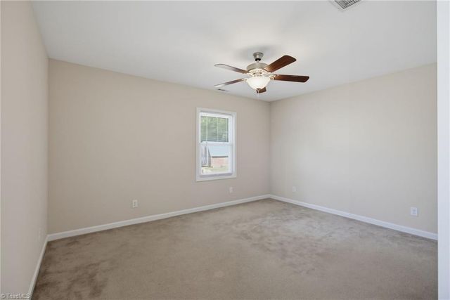 525 Farriss Avenue E, High Point, NC 27262