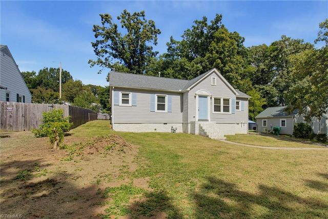 525 Farriss Avenue E, High Point, NC 27262