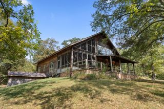 3540 Oregon Road, Versailles, KY 40383